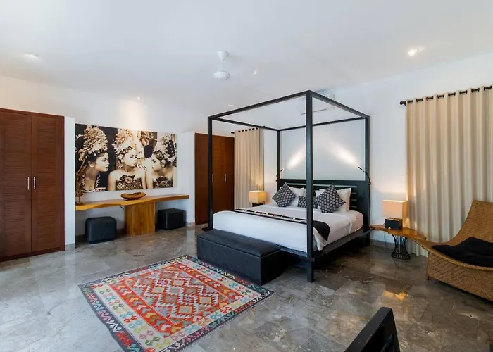 The Hotel 4*