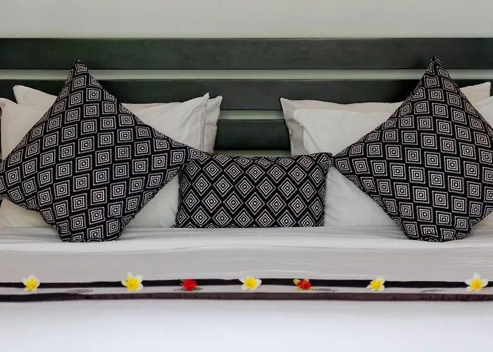 The Hotel 4*